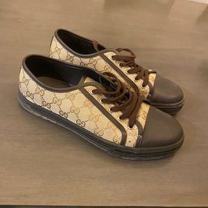 Gucci shoes
